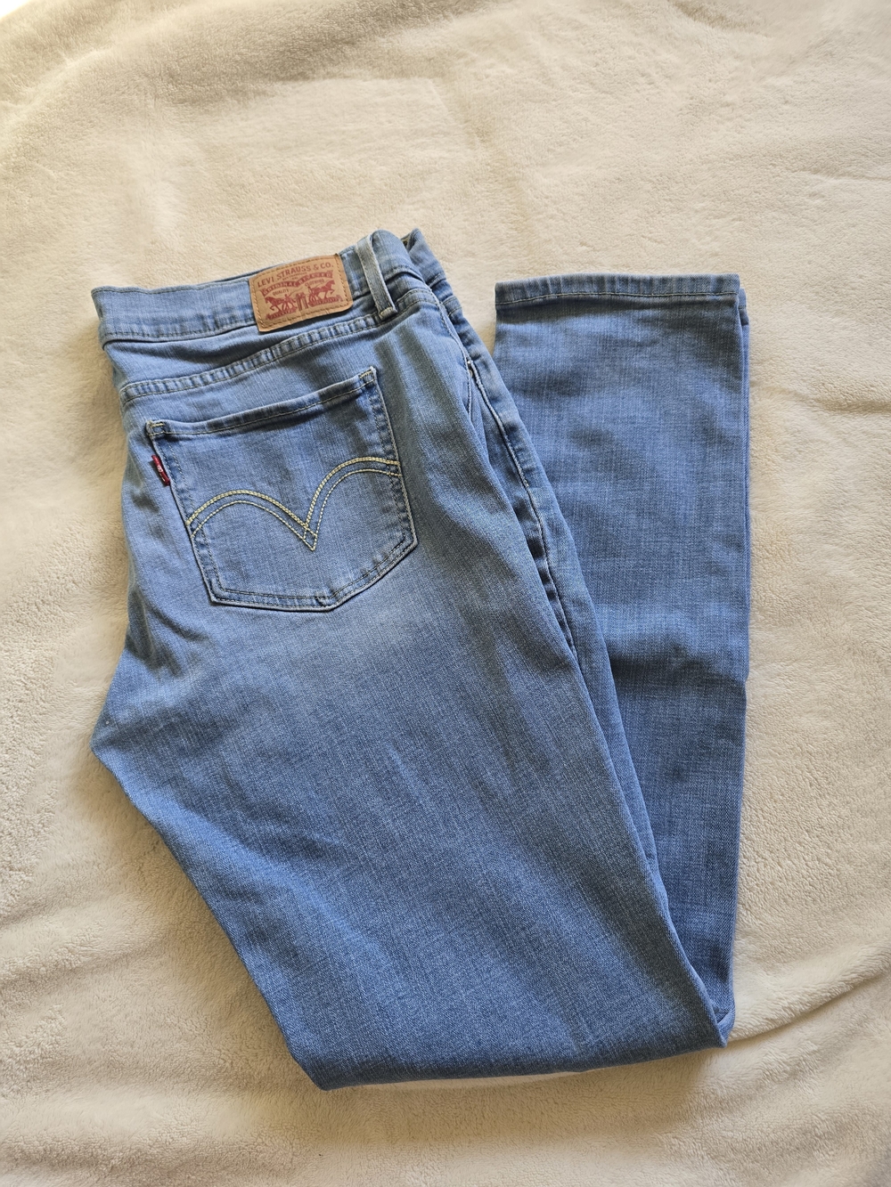 Levi's Womens 524 SkinnyJeans